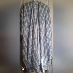 Sonoma Blue and White Poncho Cruise Casual Beach Tropical Sz Os